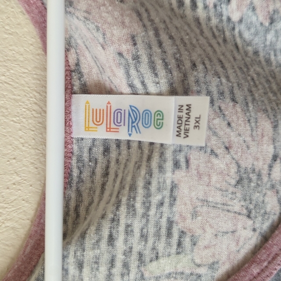 LuLaRoe Pink and Gray Floral Short Sleeve Tee - Picture 2 of 4